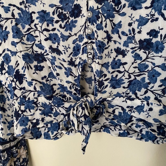 Two piece American Eagle Floral boho outfit set - Picture 3 of 7